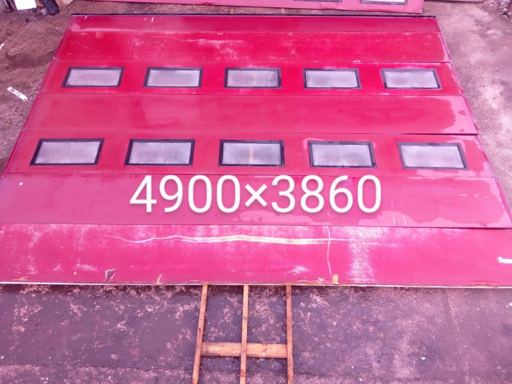 Brama segmentowa 350x280 wys Hormann dwa przeszklenia opcja naped ele