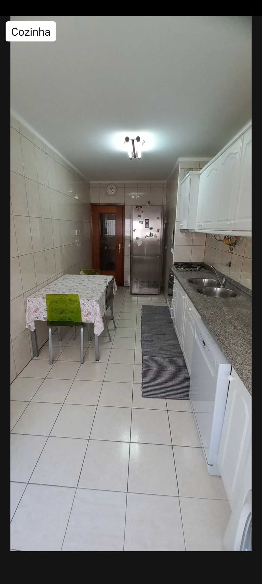 Vendo apartamento T3 no centro de vila verde com elevador 2andar etc..