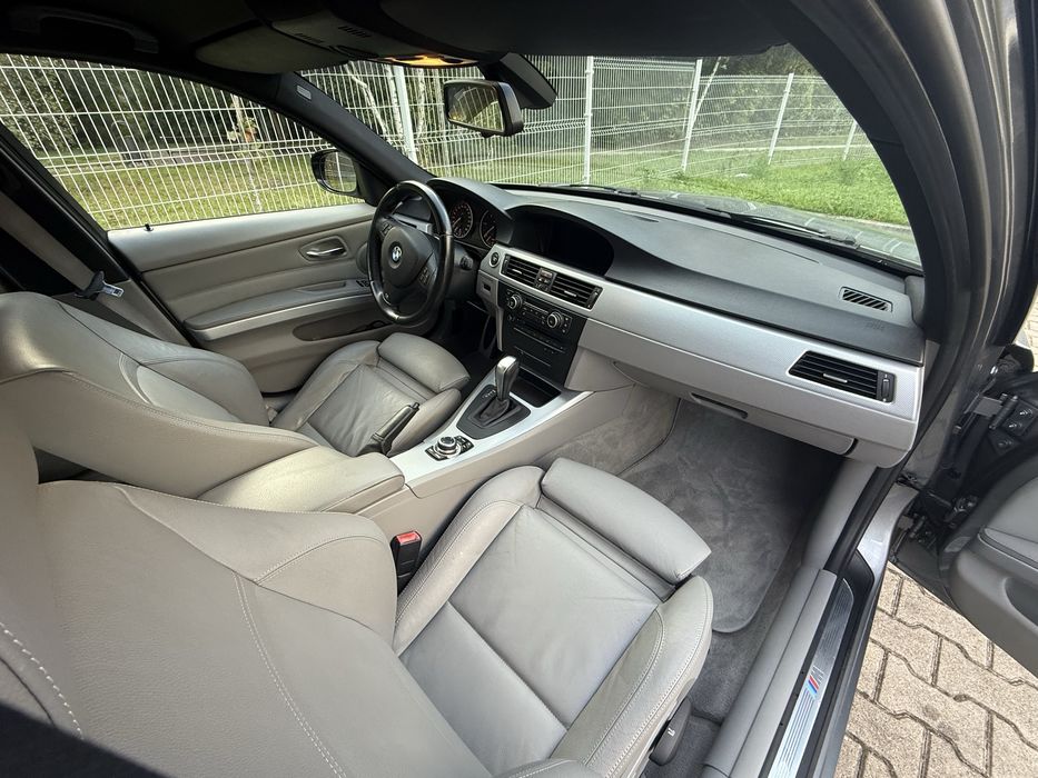 BMW E90 320d 184KM 2011r | M-Pakiet | BiXenon | Navi CIC |