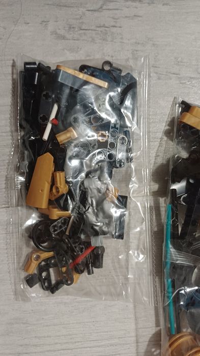 Конструктор машинка лего 1690 дет