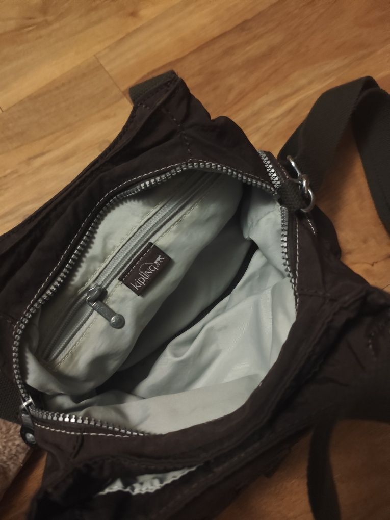 Сумка Kipling оригинал,отличное состояние