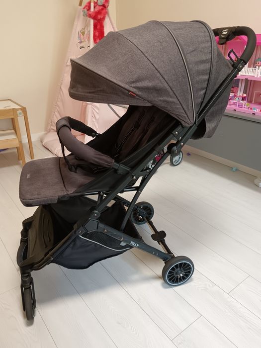 Продам дитячу прогулянкову коляску
