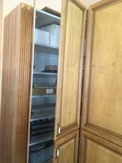 Zestaw mebli kuchennych,fronty lite drewno.