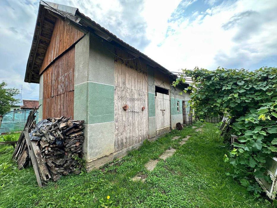 Продається будинок у передмісті Дрогобича (с.Михайлевичі)