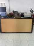 Quadro com portas de vidro