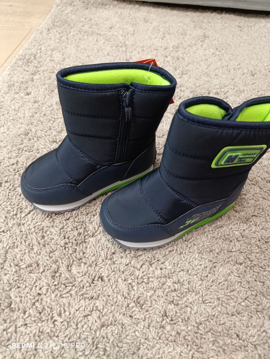 Дитяче зимове взуття. Сапожки.Дутики