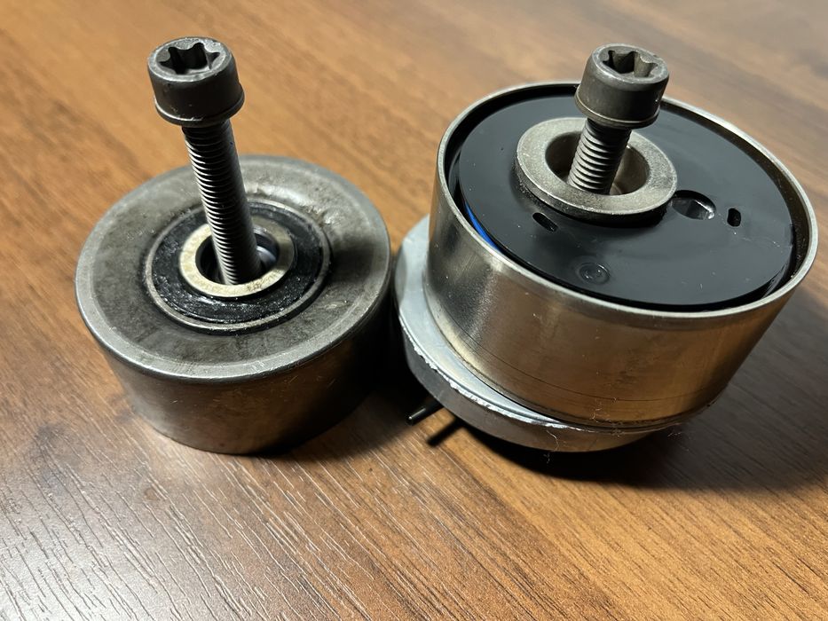 Комплект ременя ГРМ Opel Zafara B