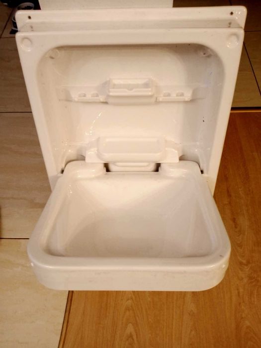 Umywalka składana  Cleo przyczepa kempingowa, kamper