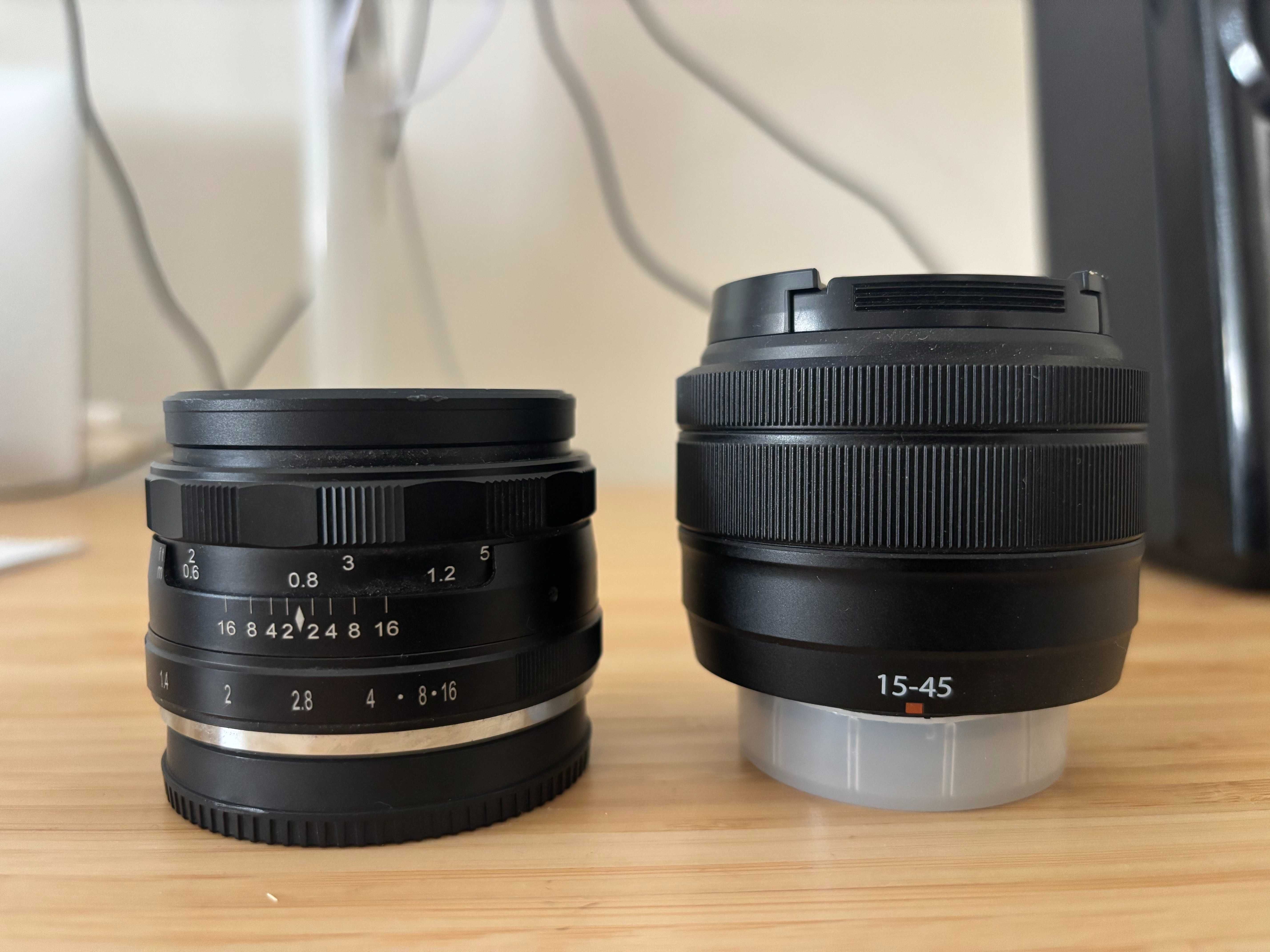 Pack: Fujifilm X-T200 + Tripé Manfrotto Befree