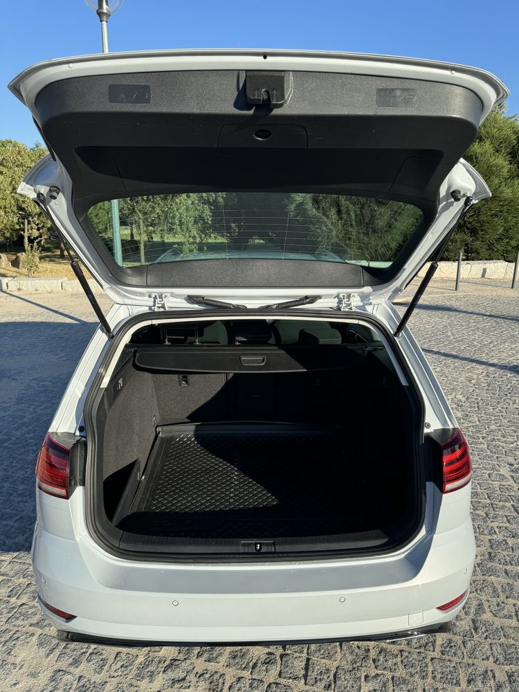 VW GOLF TDI RLINE