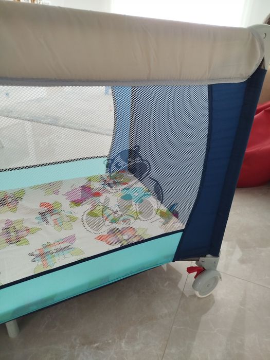 Cama de viagem com colchão