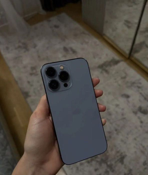 Iphone 13 pro 128гб синього кольору айфон