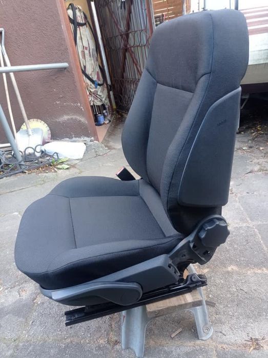 Tapicerowanie samochodów