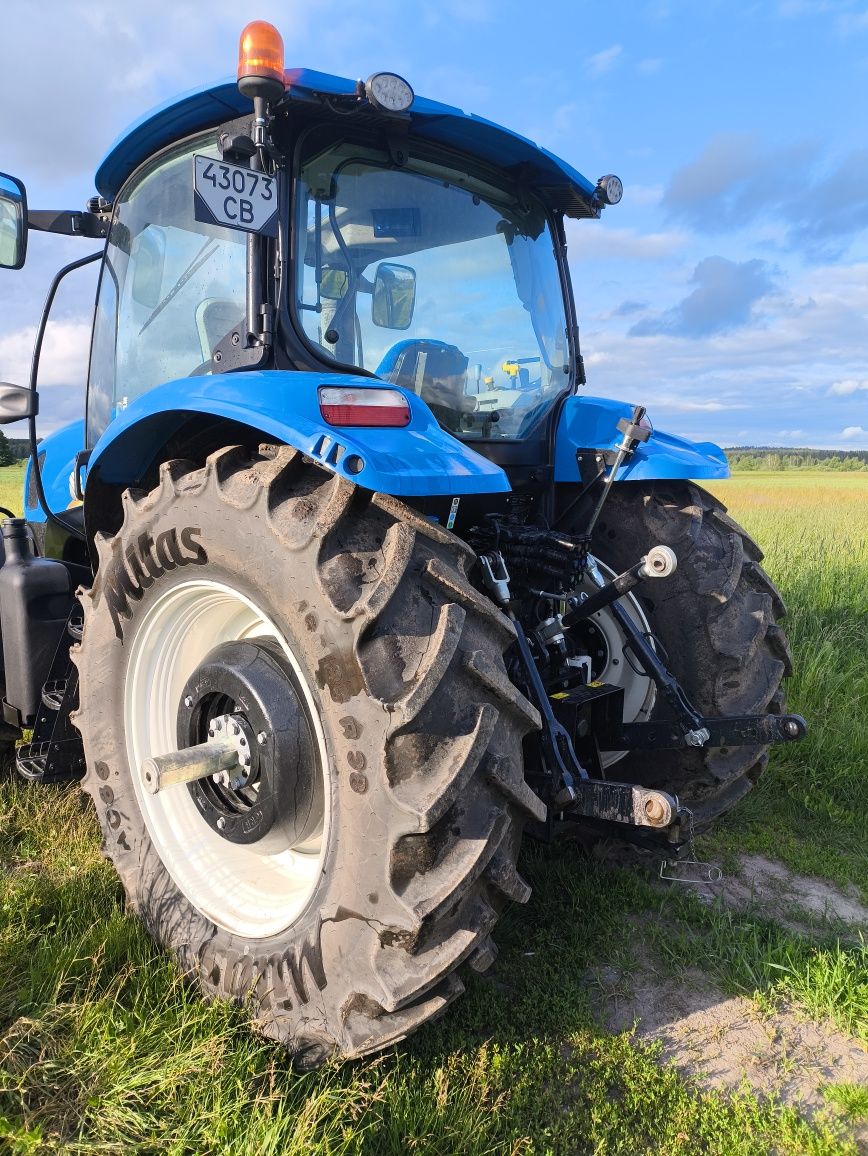 Продам трактор New Holland t6050