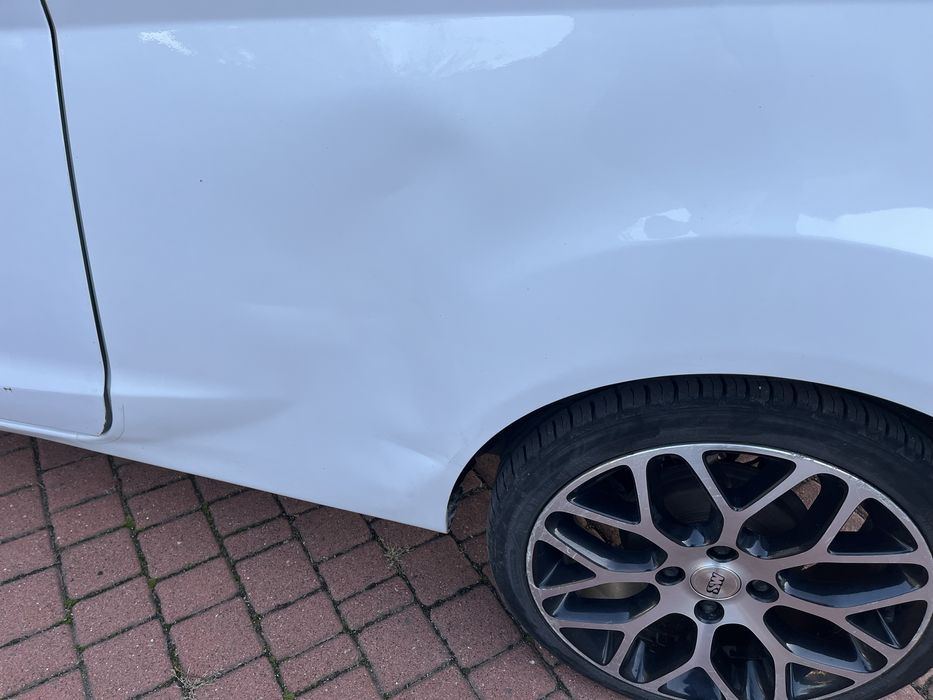 Ford fiesta mk7 2010 rok GAZ niski przebieg