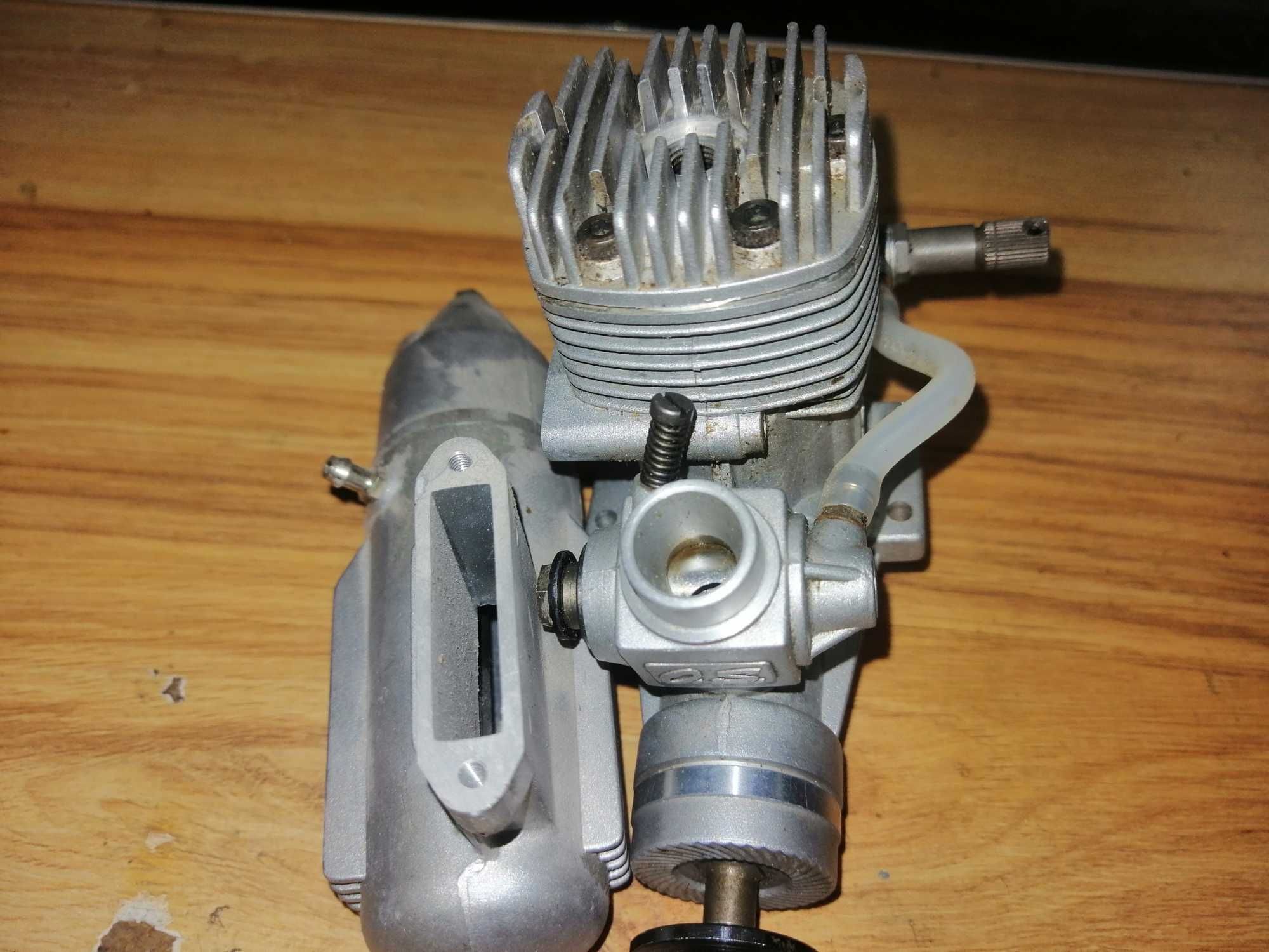 OS Max 46 FX silnik  7,5 cm samolot model rc