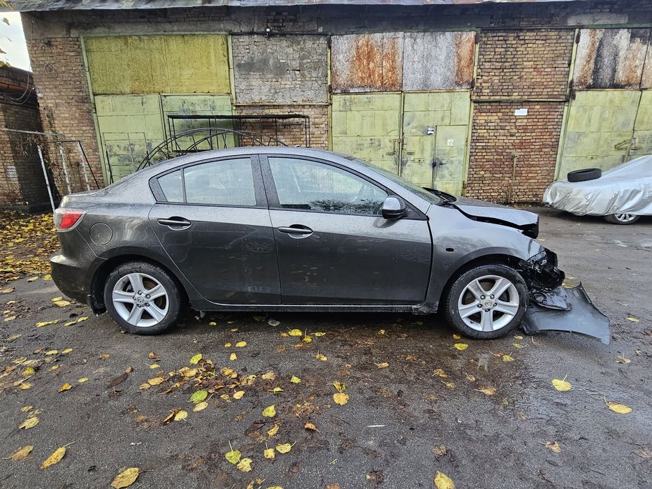 Mazda   3   2013