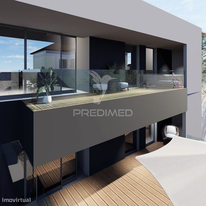 Apartamento T3 + 1 em construção no Bonfim