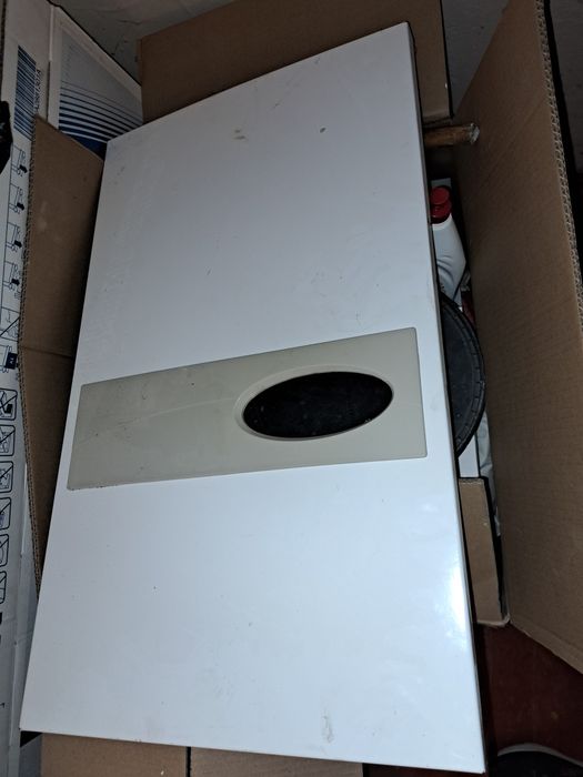 Obudowa (sam front) pieca gazowego