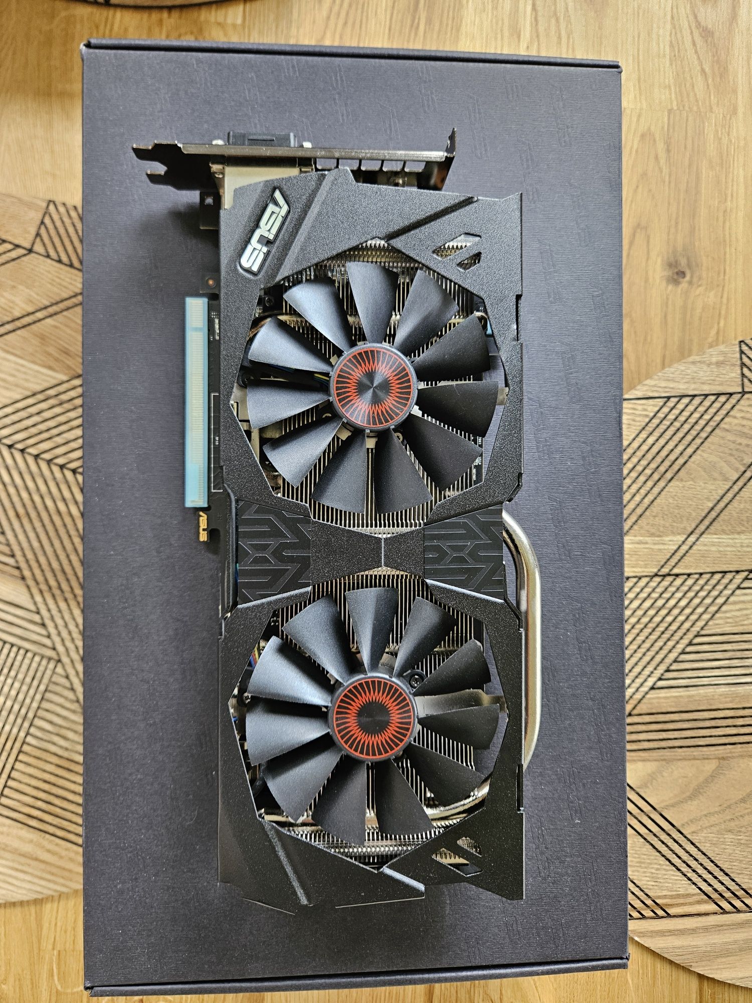 ASUS GeForce GTX 970 256bit DirectCu II Strix OC