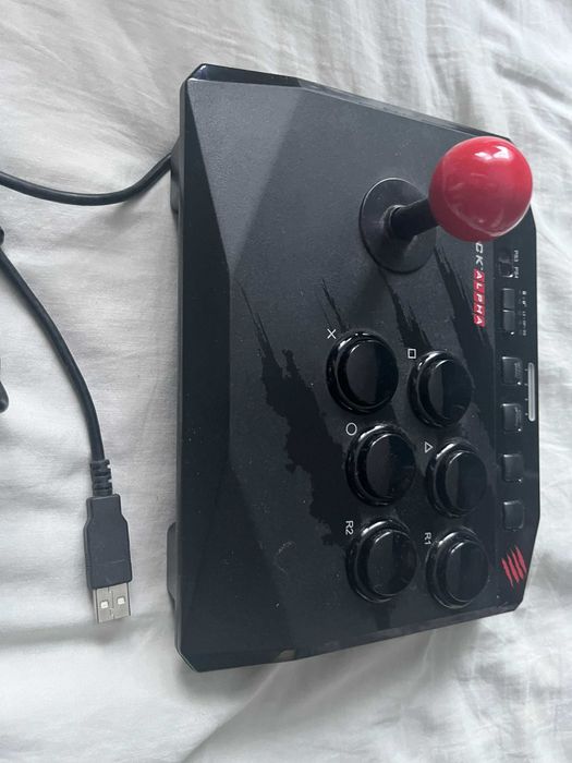 Mad Catz Street Fighter V Arcade FightStick Alpha ps4 ps5 ps3 pc