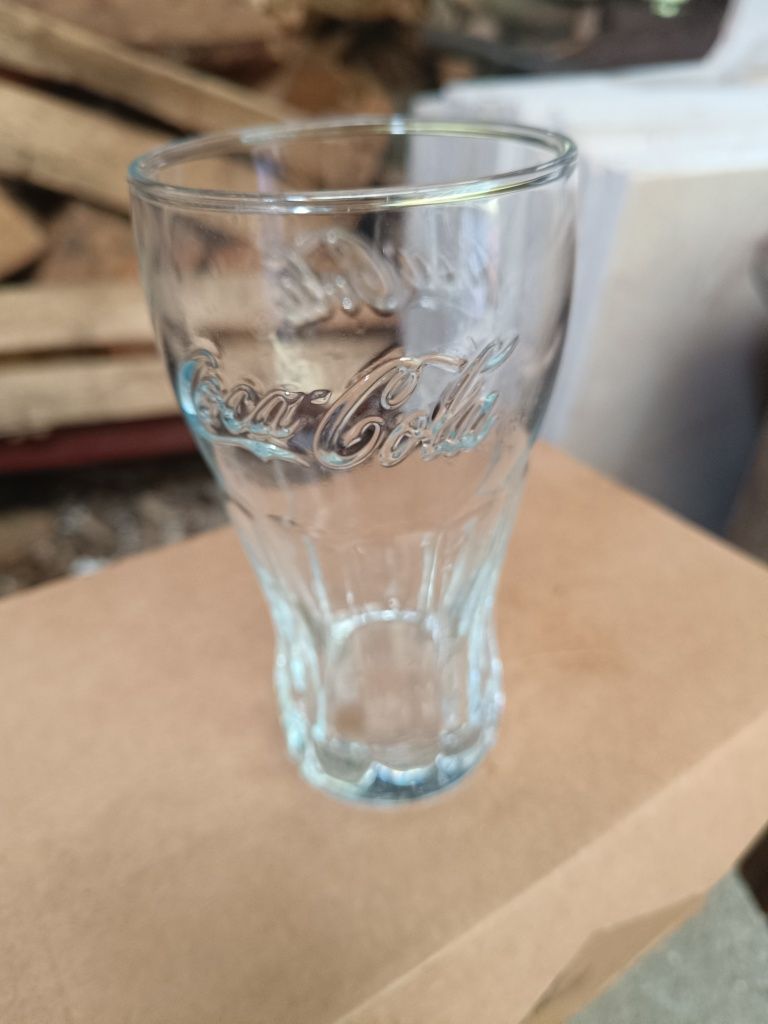 Szklanki Coca Cola 24 sztuki (nowe)
