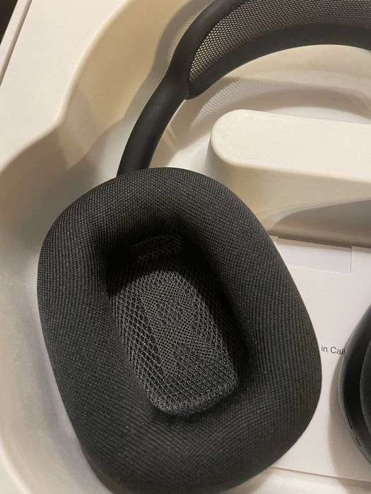 AirPods Max Space grey
