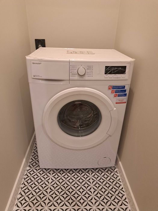Sprzedam pralkę SHARP stan nowa