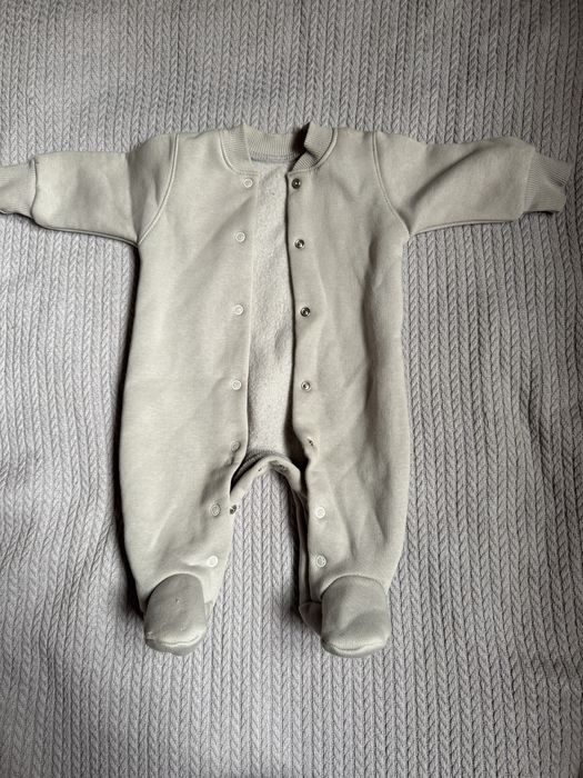 Продам два чоловічка на флісі. 250 грн 1 шт. Один розмір 56, інший 62