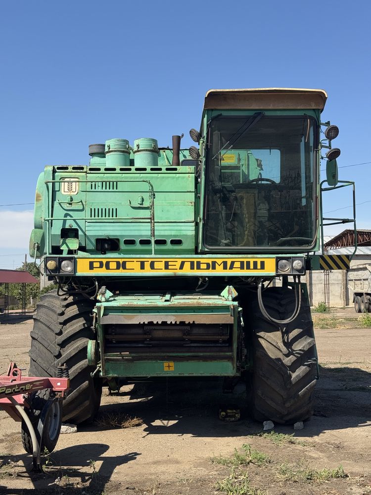 Комбайн ДОН-1500Б, Ростсельмаш