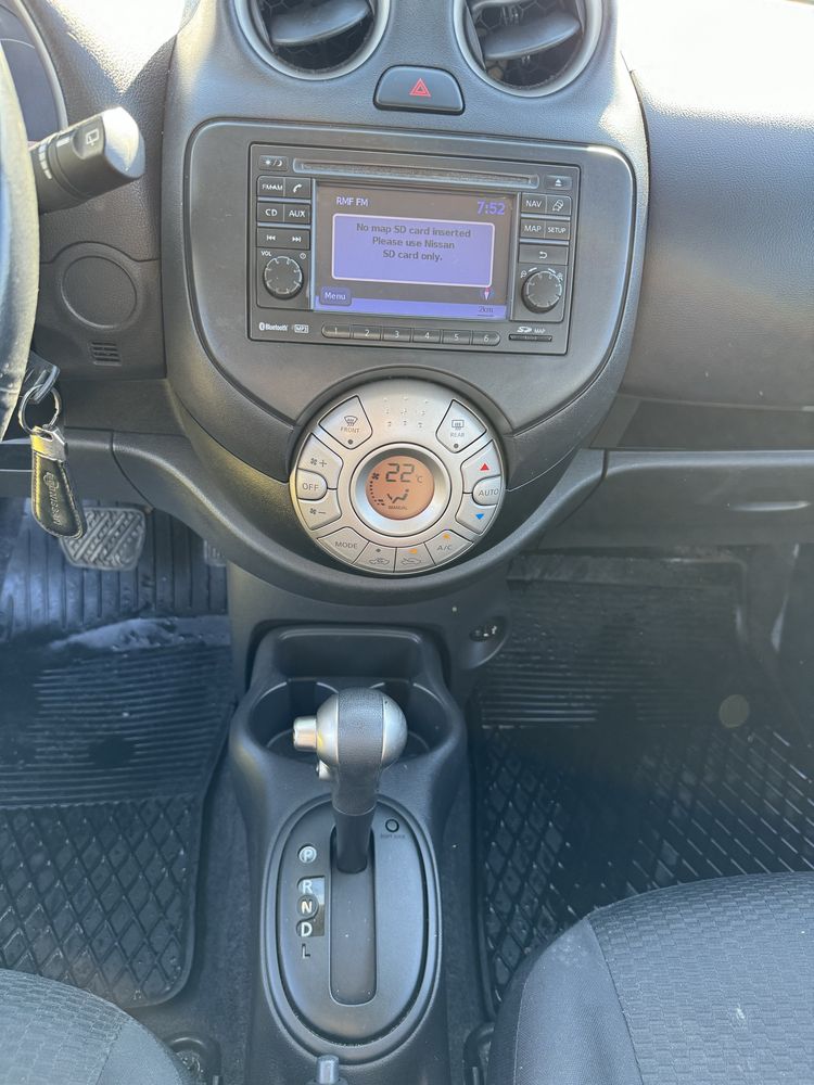 Nissan Micra automat  parki navi climatronic