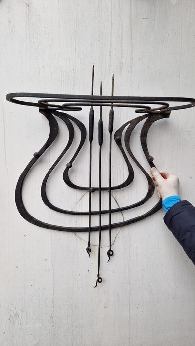 Wieszak przedpokój kuty secesja