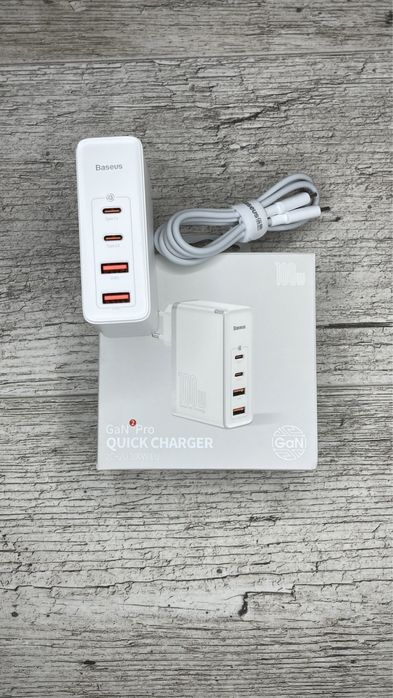Потужний зарядний пристрій Базеус 100ват Baseus GaN 100w QC PD