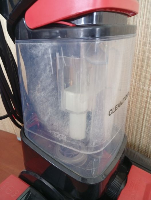 Odkurzacz piorący do dywanów i wykładzin dywanowych