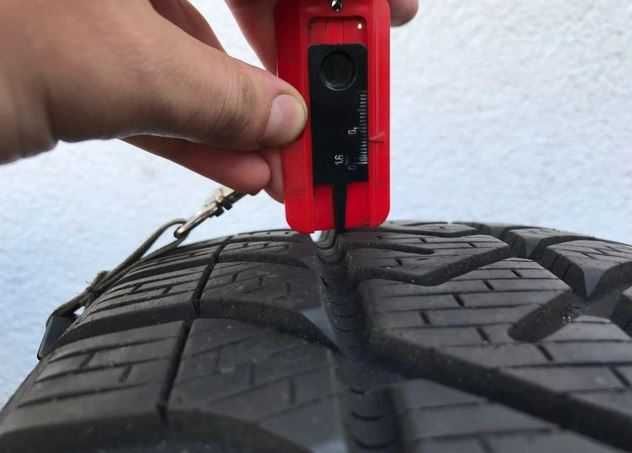 1x ZIMA 195/65-15 Pirelli Snowcontrol 195/65r15