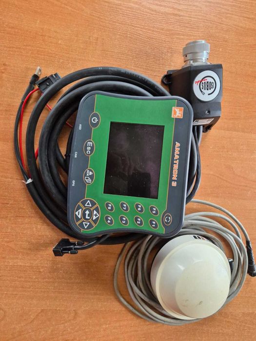 Rozsiewacz zawieszany Amazone ZA-TS 2000 Profis Hydro 2015r Amatron3