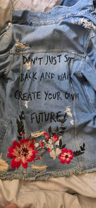 Джинсова куртка подовженого крою