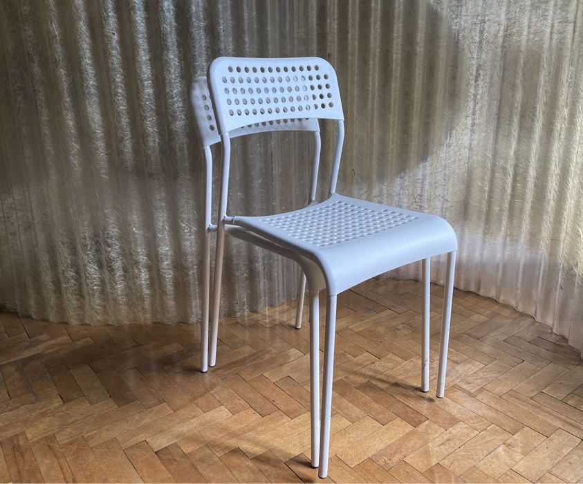Krzesla 3 sztuki ikea sandsberg biale plastikowe scandi komplet