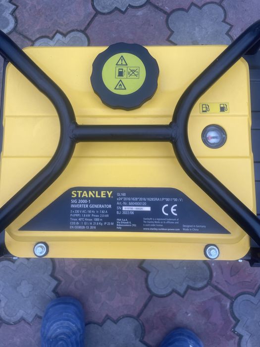 Бензиновий інверторний електрогенератор Stanley SIG 2000-1 (2 кВт)