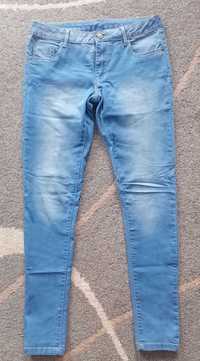 Damskie spodnie jeansowe roz. 38