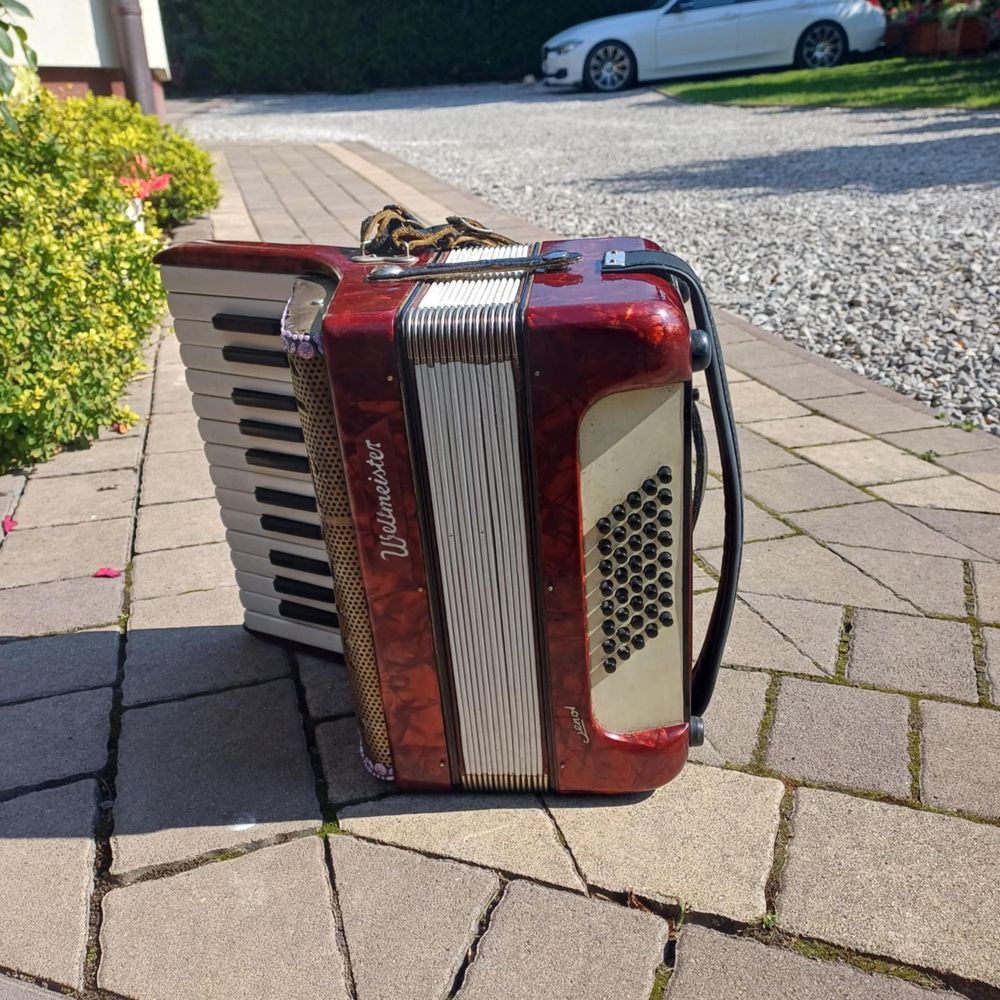 Akordeon Weltmeister 40 basów
