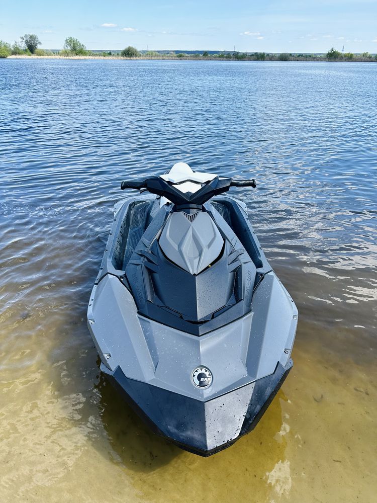 Seadoo brp Spark гидроцикл водный мотоцикл