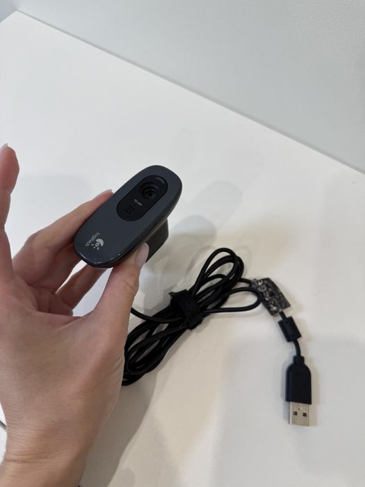 Веб камера logitech