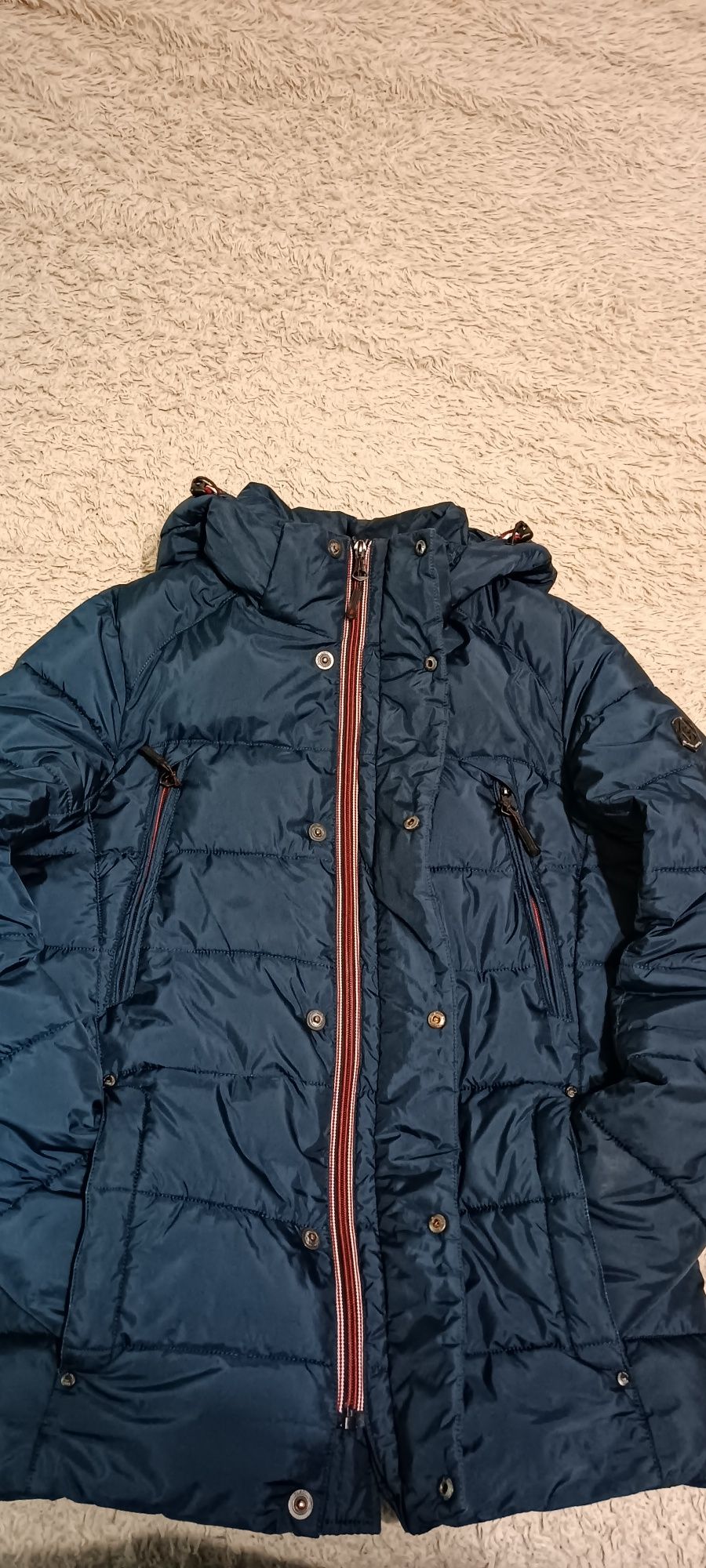 Зимова куртка синя