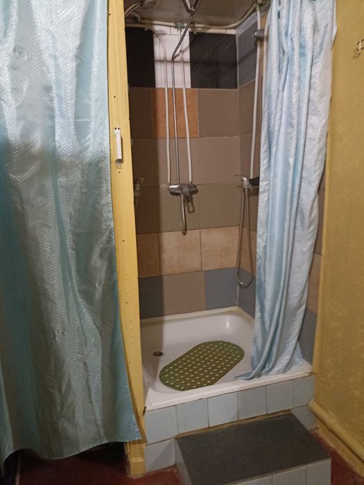 Сдам комнату в коммуне  ЦЕНТР ул.Кузнечная/Лютеранский пер.