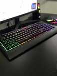 Vendo teclado “KROM”