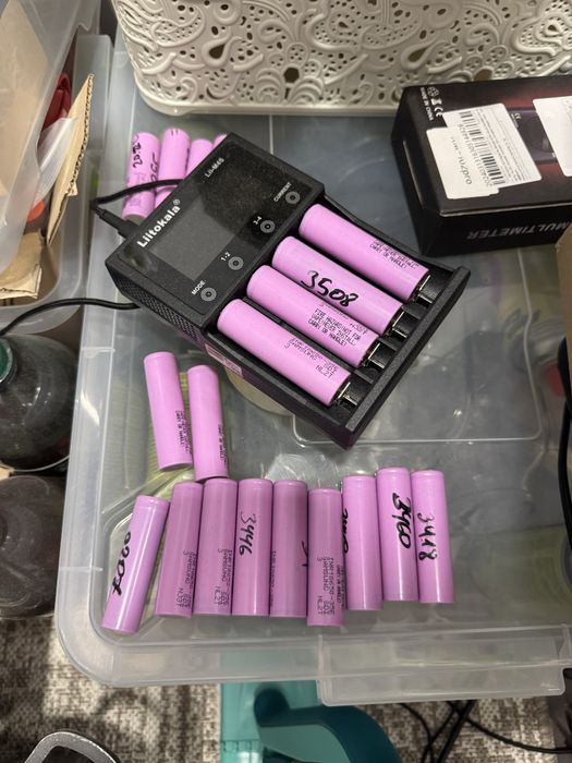 Акумулятори Samsung INR18650 35E