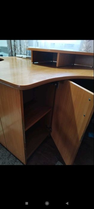 Стіл для роботи. Недорого