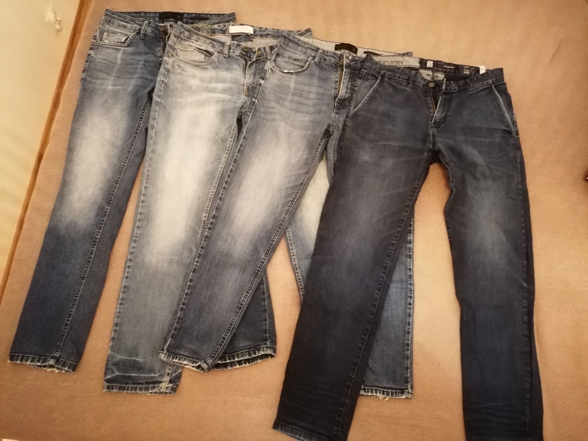 4 x pary jeansy 3 x Reserved i 1 x Diverse (rozmiary 31)