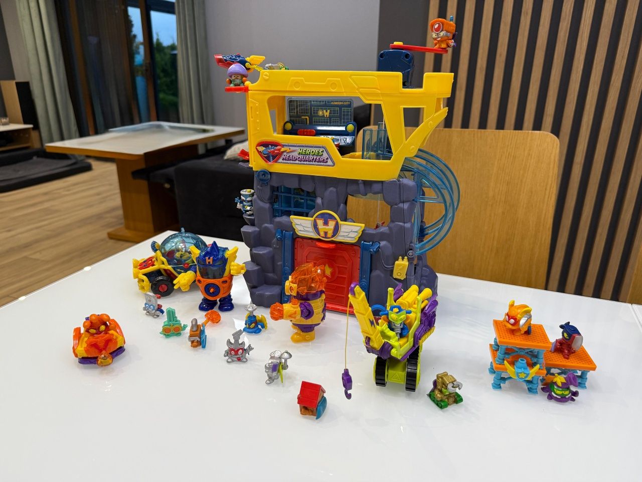 MEGA Zestaw SuperZings 100+ elementów! Figurki, Bazy, Pojazdy, Roboty